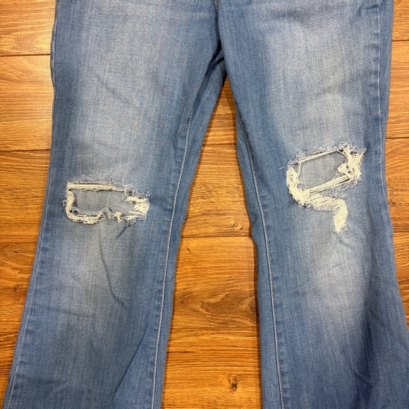 ✨3/$20✨ Levi’s 726 High Rise Flare Jeans - Picture 5 of 10